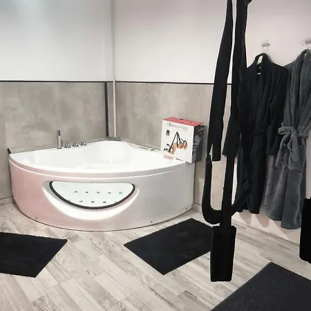 Roja Con Jacuzzi El Charco By Flamingo House アレシフェ